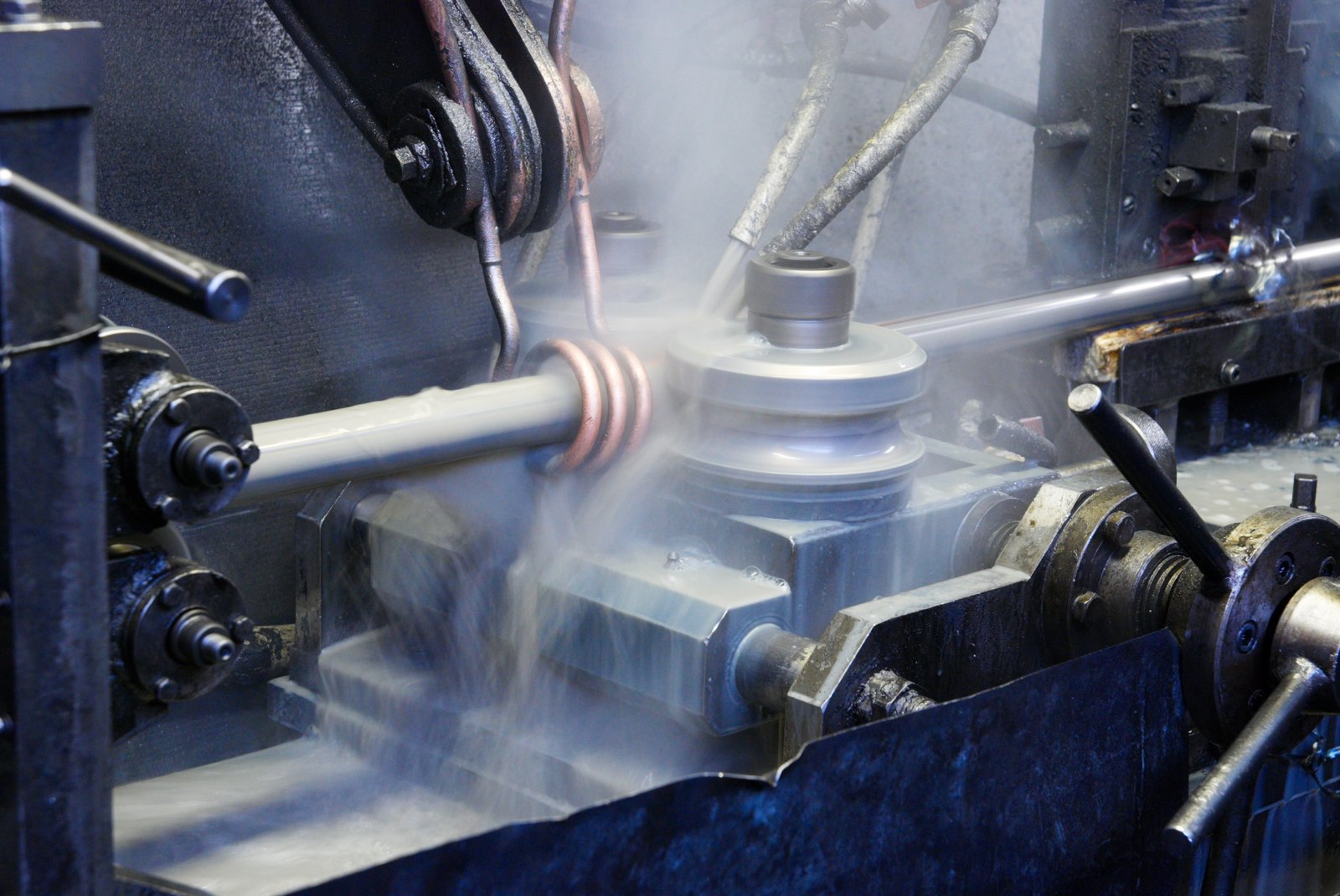 Manual decoiler and coil slitter system for stainless steel sheet processing in MFY workshop